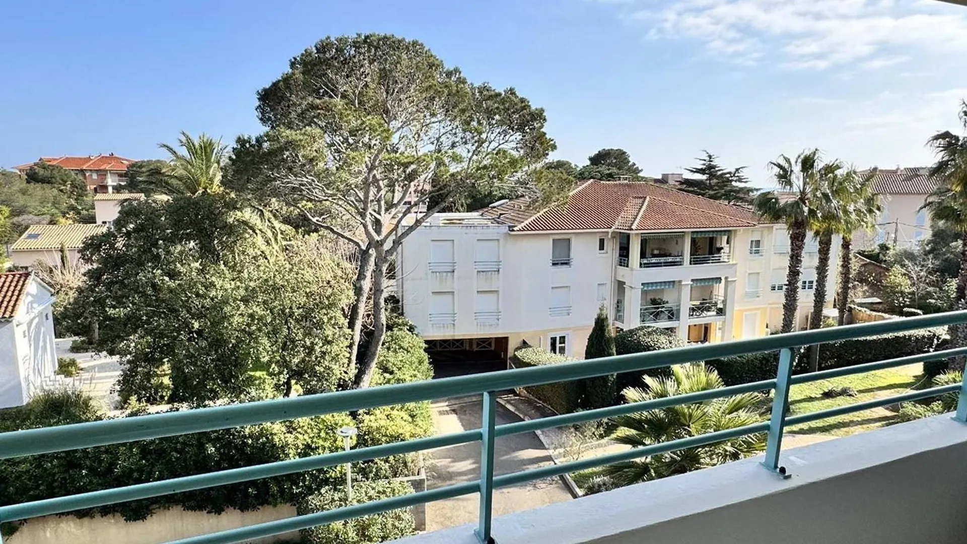Bel Appartement T3 A St Aygulf, Climatise, Proche Plage, Parking Prive - Fr-1-768-110 Frejus France